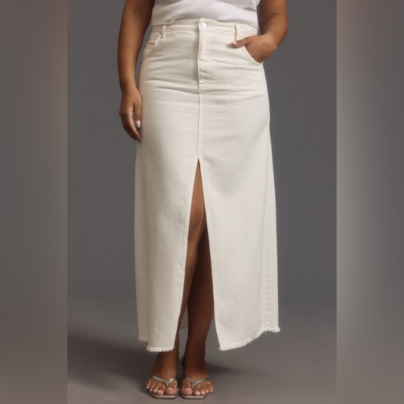 NWT Size 20W - The Madi Front-Slit Denim Skirt by Pilcro - Picture 4 of 16